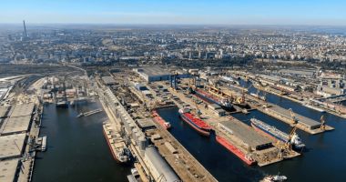 Stire din Economie : Licitație pentru înființarea unei baze de răspuns la poluările marine în Portul Constanța