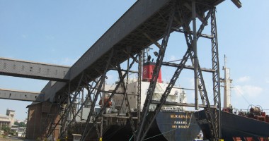 Stire din Economie : Portul Constanța, afectat de colapsul siderurgiei