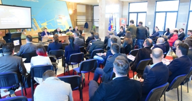 Portul Constanța face eforturi de  20 de ani să ajungă pe "drumul mătăsii" - 3