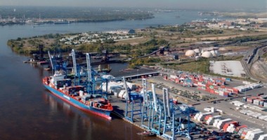 Stire din Economie : Portuarii  din Ungaria vizitează  portul Constanța