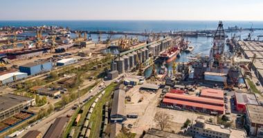 ANR: România interzice intrarea navelor rusești în Portul Constanța