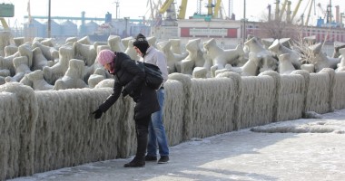 IMAGINI INCREDIBILE / Portul de gheață - 2