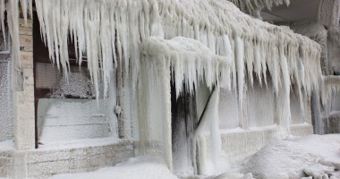 IMAGINI INCREDIBILE / Portul de gheață - 10