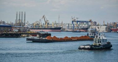 Stire din Economie : Porturile maritime românești au stabilit un nou record în traficul de mărfuri