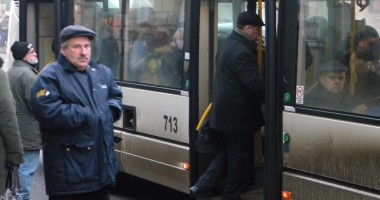 Stire din Social : Poșta Română dă pensiile în avans