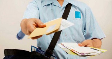 Stire din Economie : Poștașii încep protestele de stradă