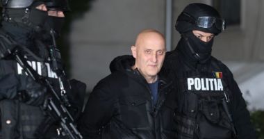 Stire din Eveniment : Judecătorii îi dau dreptate lui Potra în procesul cu IPJ Sibiu care i-a refuzat procurarea unei arme neletale