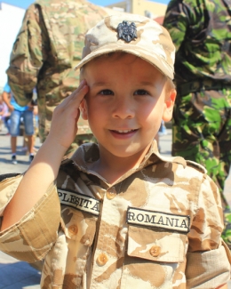 Familia în care armata este "religie". Soț și soție, cot la cot pe frontul din Afganistan - 4