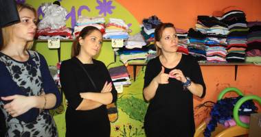 Povestea "mămicilor constănțene" și a primului magazin de donații - 4