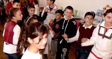 "Poveștile Dobrogei", rescrise de profesorii și elevii din Poarta Albă - 2