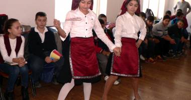 "Poveștile Dobrogei", rescrise de profesorii și elevii din Poarta Albă - 3