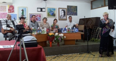 Stire din Cultură-Educație : Povestiri din lumea satului, lansate la Mangalia