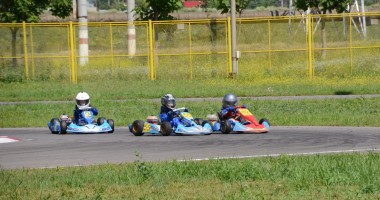 Galerie FOTO. Piloții constănțeni au încins pista Speed Park din Bacău - 8