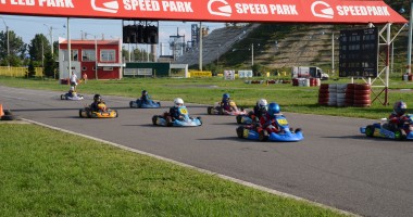 Galerie FOTO. Piloții constănțeni au încins pista Speed Park din Bacău - 14