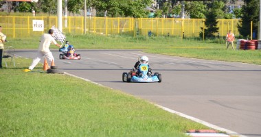 Galerie FOTO. Piloții constănțeni au încins pista Speed Park din Bacău - 13