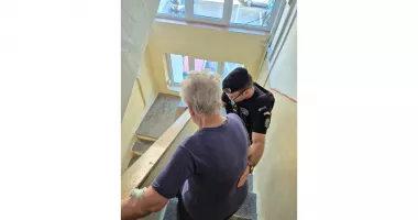 Doi jandarmi constănțeni au sărit în ajutorul unei femei care avea nevoie urgentă de îngrijiri medicale - 4