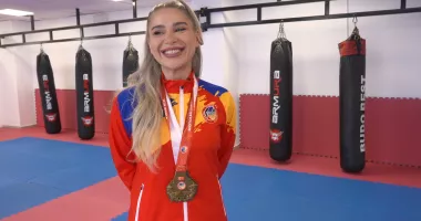 Stire din Sport : Performanță de aur pentru sportul constănțean: Andreea Cotoban, campioană mondială
