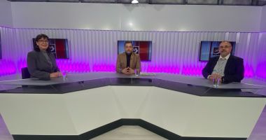 Stire din Actualitate : „Jurnaliştii în direct” - Zoom pe actualitate cu Răzvan Pantelimon, Simona Anghel și Emil Tatu