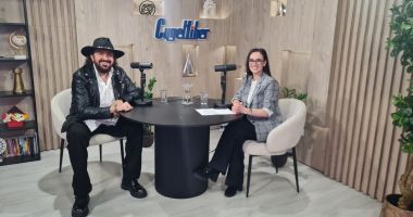 Stire din Podcast :  M. Cazan: "Eu pot să fiu ce vreau, rocker, manelist, artist liric, mă adaptez"