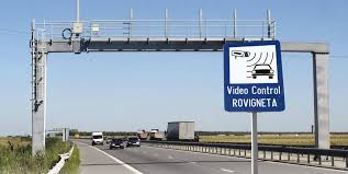 Stire din Social : Șoferii nu mai primesc imediat amendă, pentru lipsa rovinietei. Lege promulgată