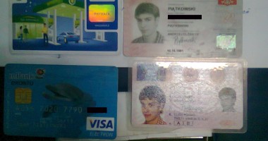 A furat un telefon de la un turist ce dormea pe plaja de la Vama Veche și l-a ascuns în… chiloți!  VIDEO - 2