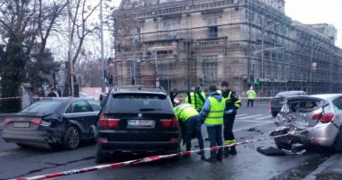 Șoferul drogat, care a lovit mașinile oprite la semafor, ARESTAT