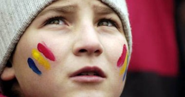 Stire din Politică-Administrație : 1 Decembrie. Poftiți la coroane!