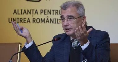 Stire din Politică-Administrație : Senatorul Petrișor Peiu: La începutul lunii mai AUR va depune o moțiune de cenzură