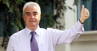 Stire din Politică-Administrație : DINU GHEORGHE își prezintă proiectele pentru tineri și intelectuali