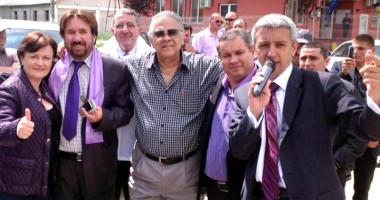 Dan Diaconescu, primit cu entuziasm la Constanța