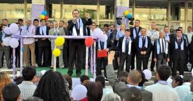 Stire din Politică-Administrație : Marian Vasiliev: "Schimbă-i pe toți!"
