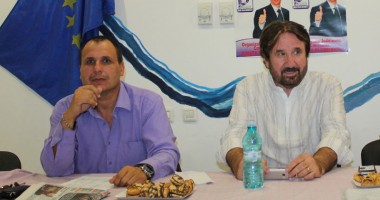 Stire din Politică-Administrație : Pe cine trimite Dan Diaconescu în lupta parlamentară la Constanța