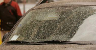 Stire din Social : ALERTĂ METEOROLOGICĂ! Nori de praf saharian peste România!