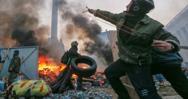 Stire din Actualitate : Noi MANEVRE MILITARE ruse la frontiera cu Ucraina. Kievul cere explicații