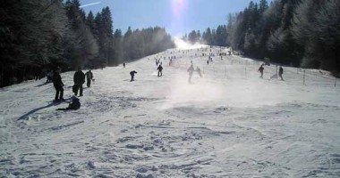 Stire din Social : Deschiderea oficială a sezonului de schi 2013-2014 la Predeal -  28 decembrie