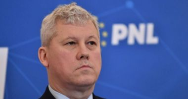 Stire din Politică-Administrație : Cătălin Predoiu: „Candidatul PNL, conform deciziilor partidului, este Crin Antonescu”