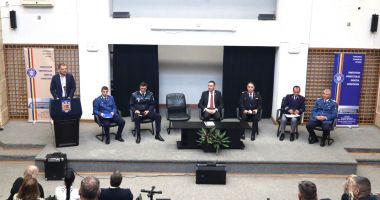 Stire din Politică-Administrație : Instituțiile MAI, pregătite pentru vacanța de 1 Decembrie