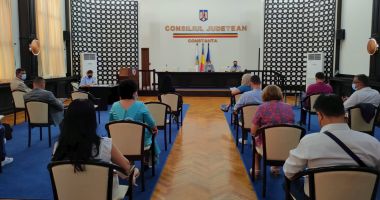 Stire din Politică-Administrație : Expertiză PREVENTIVĂ, în cazul surpării malului stâng al Canalului Dunăre – Marea Neagră, la Agigea