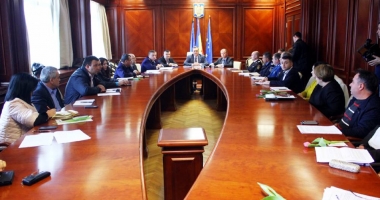 Stire din Politică-Administrație : Adrian Nicolaescu a convocat Colegiul Prefectural. Ce se va discuta