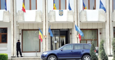 Stire din Politică-Administrație : Ședință de fond funciar la Prefectura Constanța