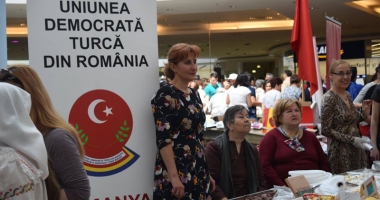 "Târg de binefacere" pentru elevii merituoși din mediul rural - 2