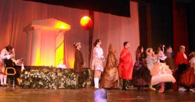 Stire din Cultură-Educație : Pregătiri de nuntă la Teatrul de Stat