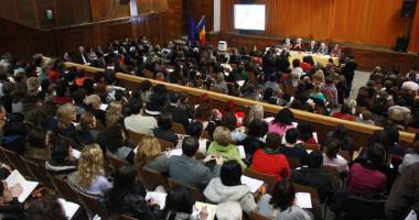 Stire din Cultură-Educație : Pregătiri pentru probele scrise de la Bacalaureat
