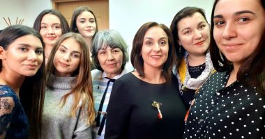 Stire din Cultură-Educație : Șapte elevi de la Colegiul de Arte s-au calificat la Olimpiada Națională de Muzică