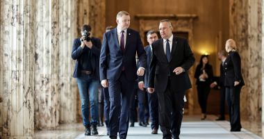 Premierul a primit la Palatul Victoria o delegaţie din Letonia