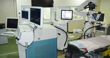 Premieră în oftalmologia constănțeană: Operatie de cataractă cu Laser - 5