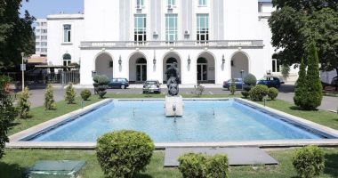 Stire din Cultură-Educație : Dublă reprezentație cu premiera operei tragi-comice „Povestirile lui Hoffmann”, la Teatrul „Oleg Danovski”
