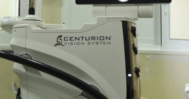 Premieră în oftalmologia constănțeană: Operatie de cataractă cu Laser - 4