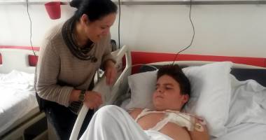 Stire din Sănătate : Salvat din ghearele morții după cinci stop cardio-respiratorii!