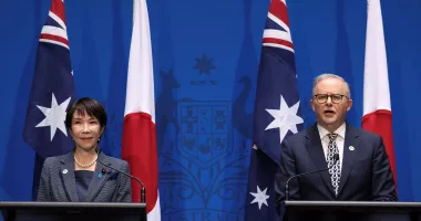 Stire din Actualitate : Premierul japonez Sanae Takaichi: „Blocarea strâmtorii Ormuz are repercusiuni enorme în Asia-Pacific“